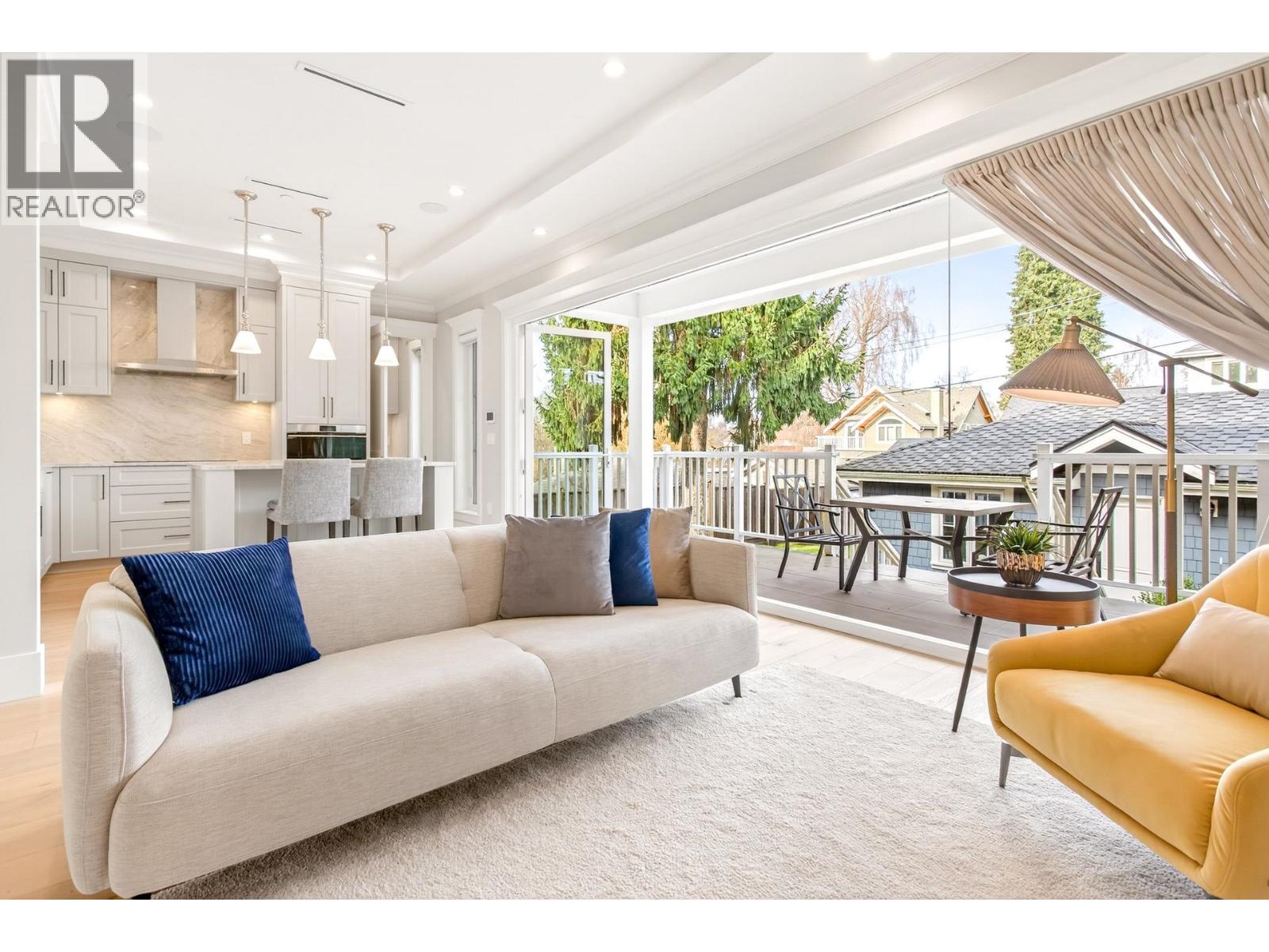 Listing Picture 12 of 32 : 4089 W 19TH AVENUE, Vancouver / 溫哥華 - 魯藝地產 Yvonne Lu Group - MLS Medallion Club Member