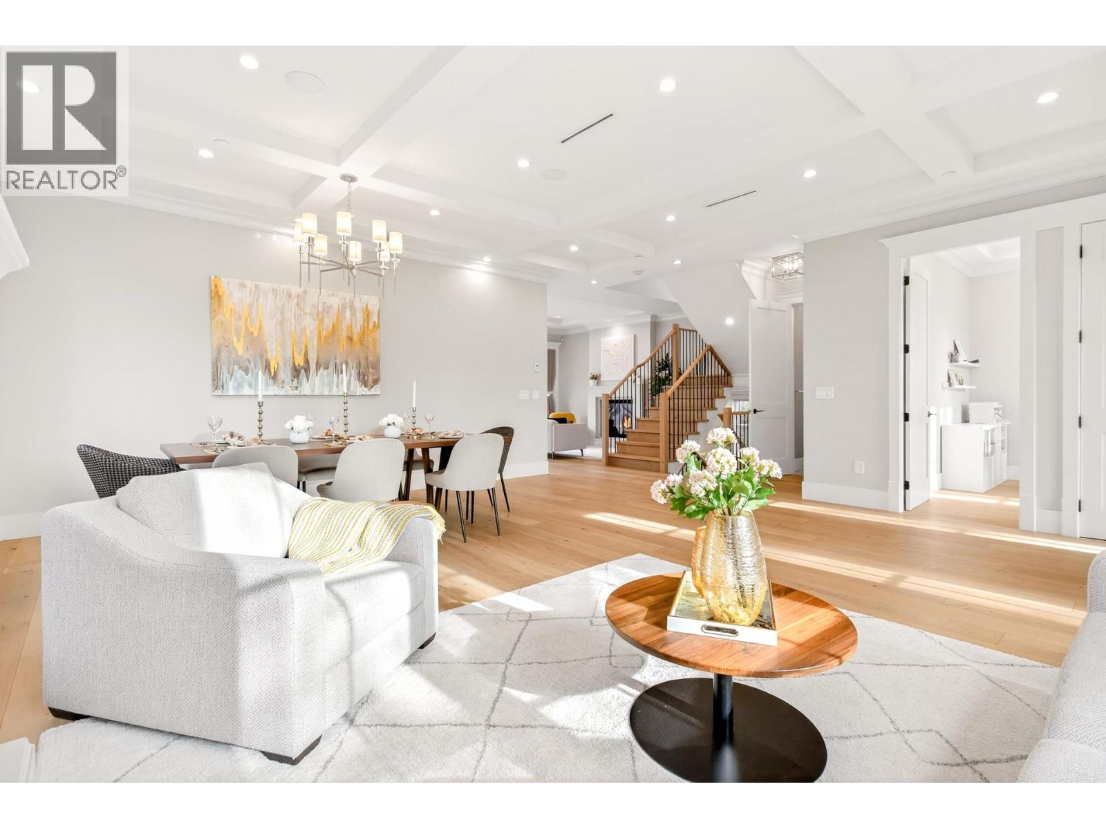 Listing Picture 6 of 32 : 4089 W 19TH AVENUE, Vancouver / 溫哥華 - 魯藝地產 Yvonne Lu Group - MLS Medallion Club Member