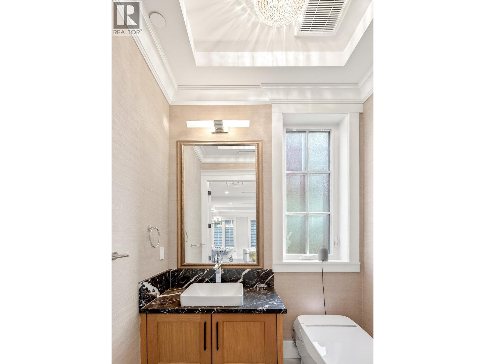 Listing Picture 18 of 32 : 4089 W 19TH AVENUE, Vancouver / 溫哥華 - 魯藝地產 Yvonne Lu Group - MLS Medallion Club Member