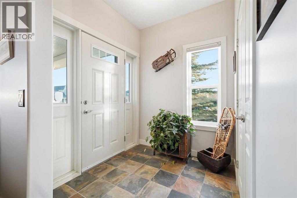 1 River Heights Green, Cochrane, Alberta  T4C 0J6 - Photo 15 - A2283577