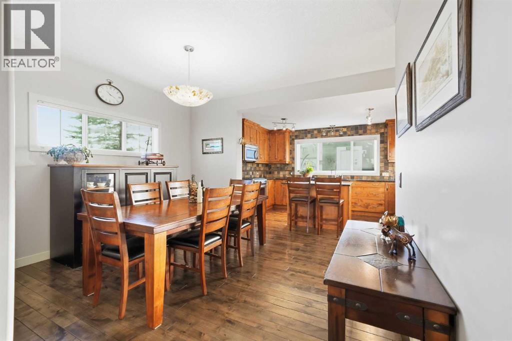 1 River Heights Green, Cochrane, Alberta  T4C 0J6 - Photo 21 - A2283577