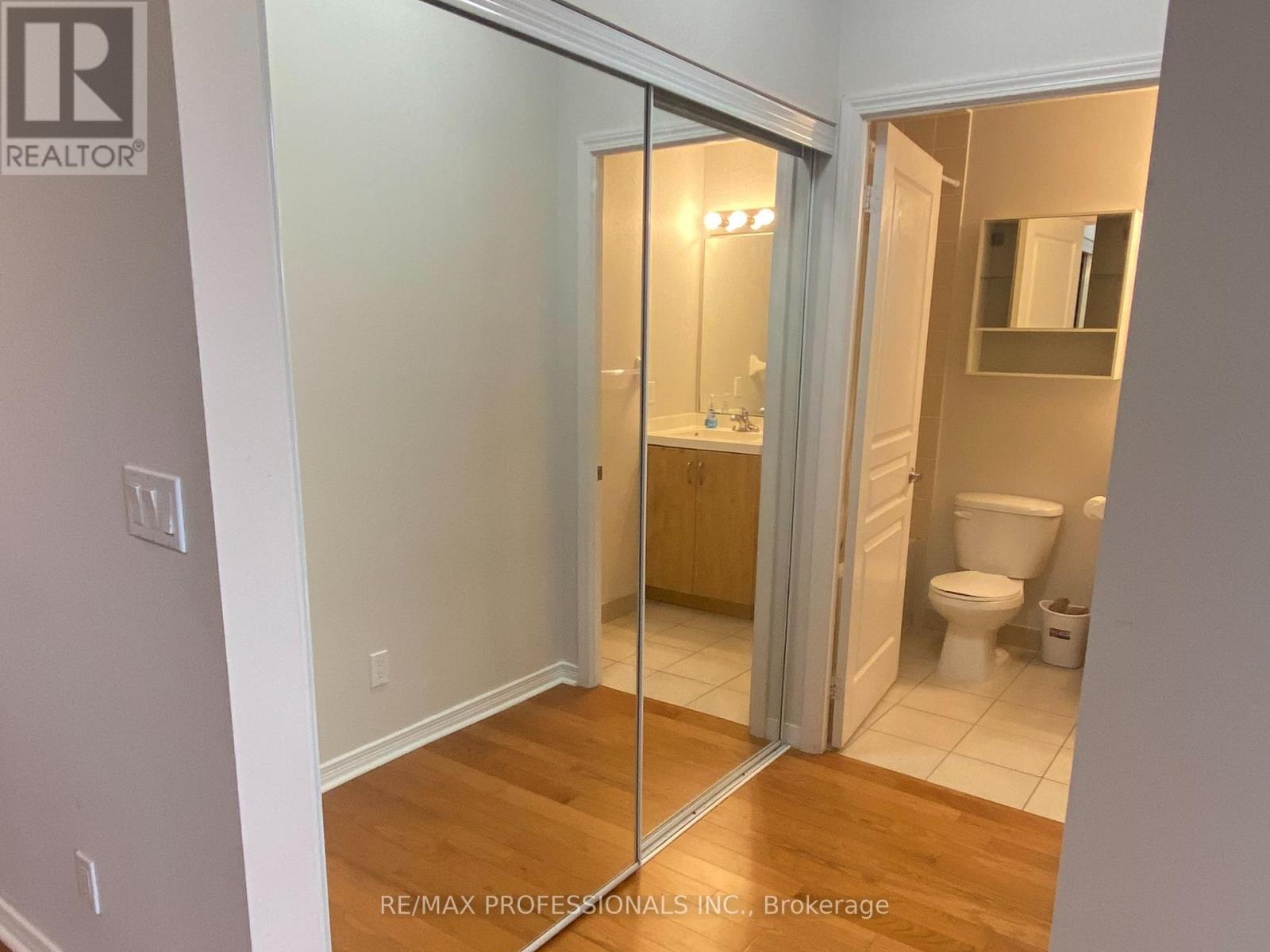 Unknown Address, ,     - Photo 7 - W12777538