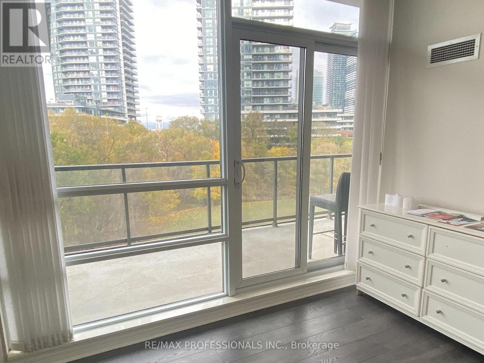 Unknown Address, ,     - Photo 8 - W12777538