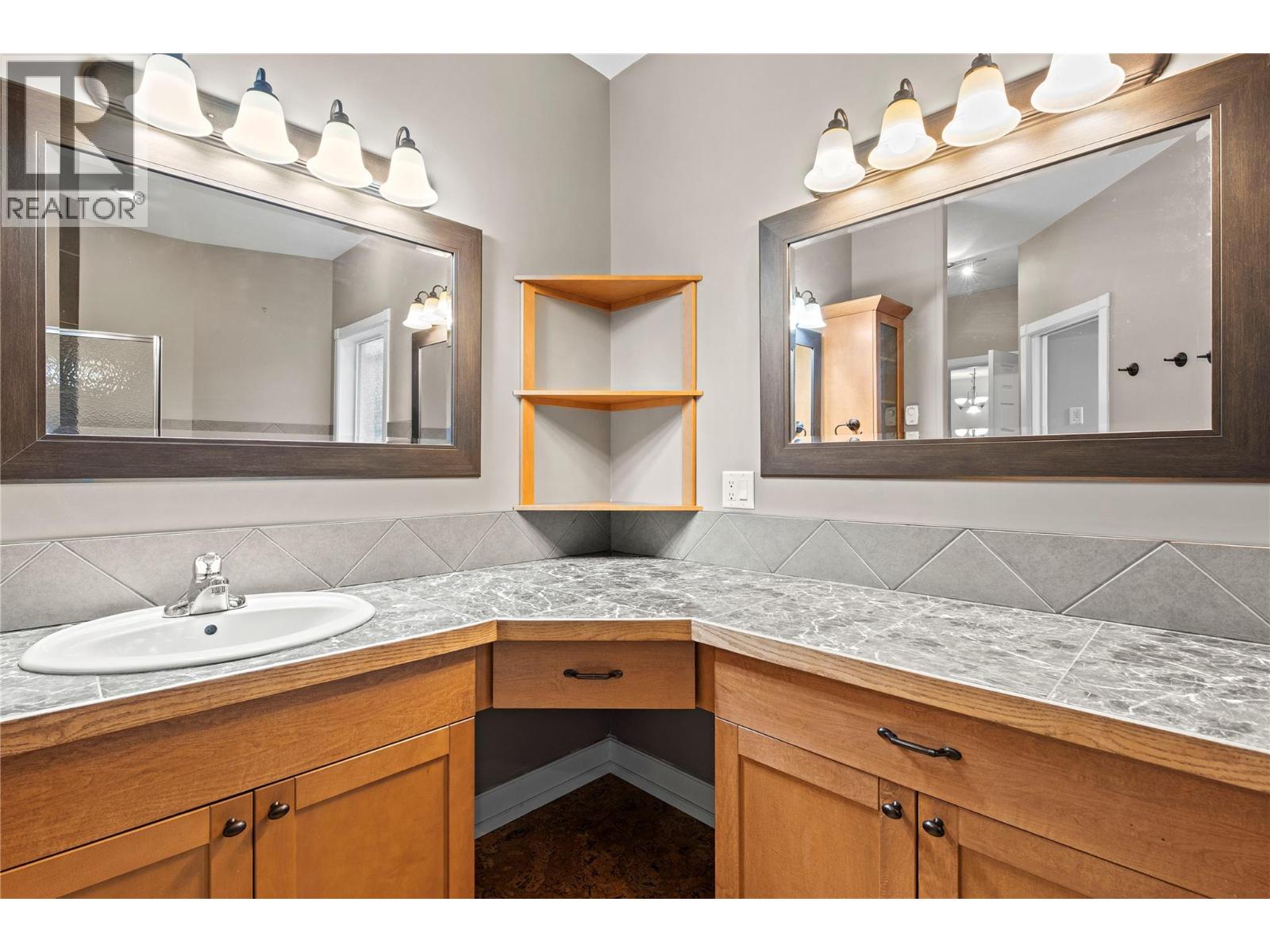 2483 Marine Place, Blind Bay, British Columbia  V0E 1H1 - Photo 29 - 10375705