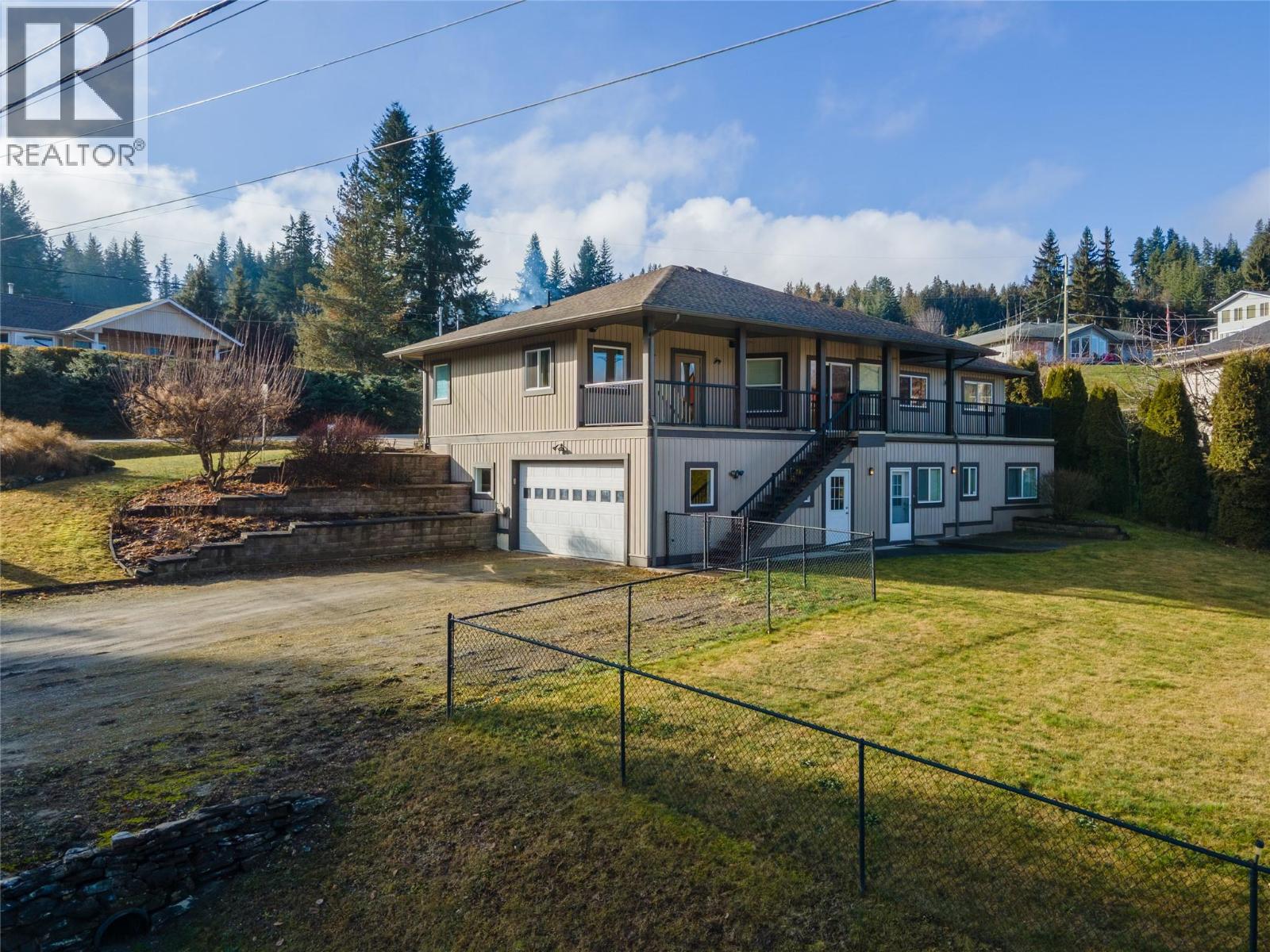 2483 Marine Place, Blind Bay, British Columbia  V0E 1H1 - Photo 4 - 10375705