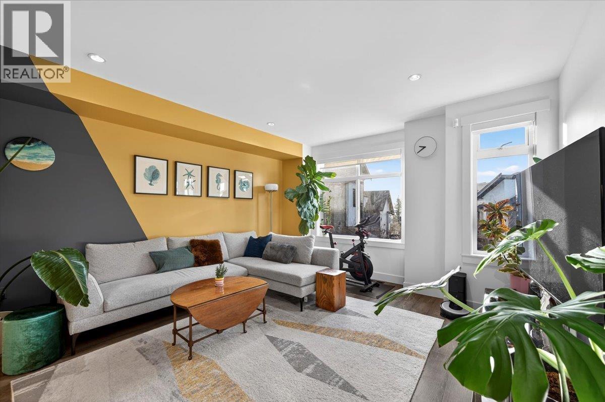 25 3535 Princeton Avenue, Coquitlam, British Columbia  V3E 0P1 - Photo 14 - R3089019