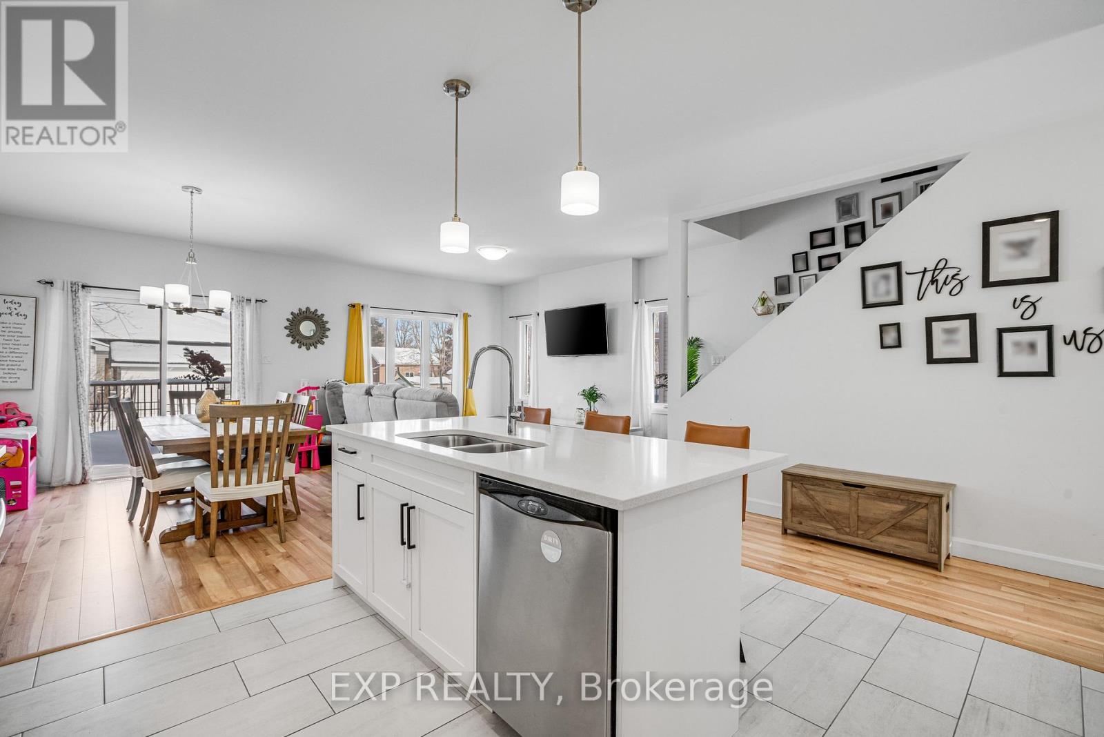 211 Mabel Road, The Nation, Ontario  K0A 2M0 - Photo 10 - X12780906