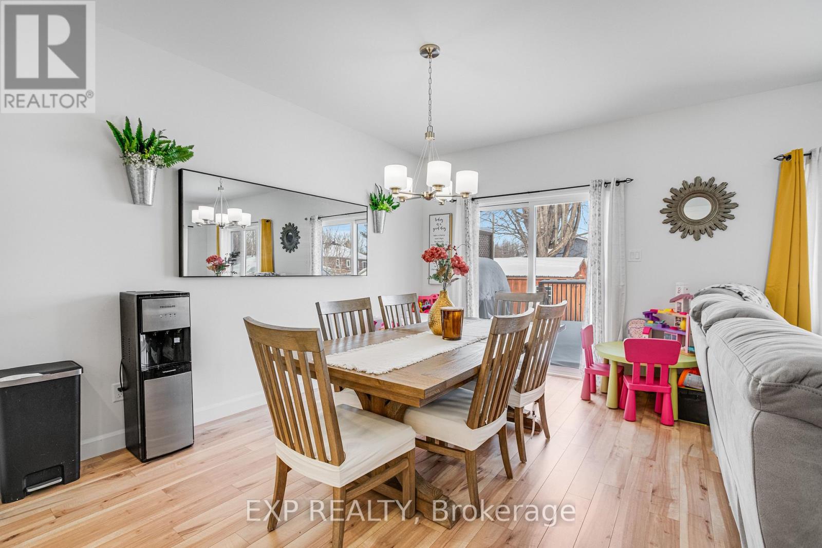 211 Mabel Road, The Nation, Ontario  K0A 2M0 - Photo 11 - X12780906