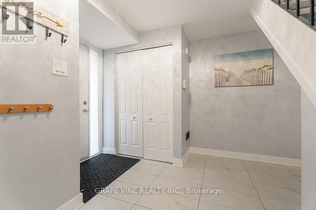 58 - 280 Mcclellan Road, Ottawa, Ontario  K2H 8P8 - Photo 4 - X12780920