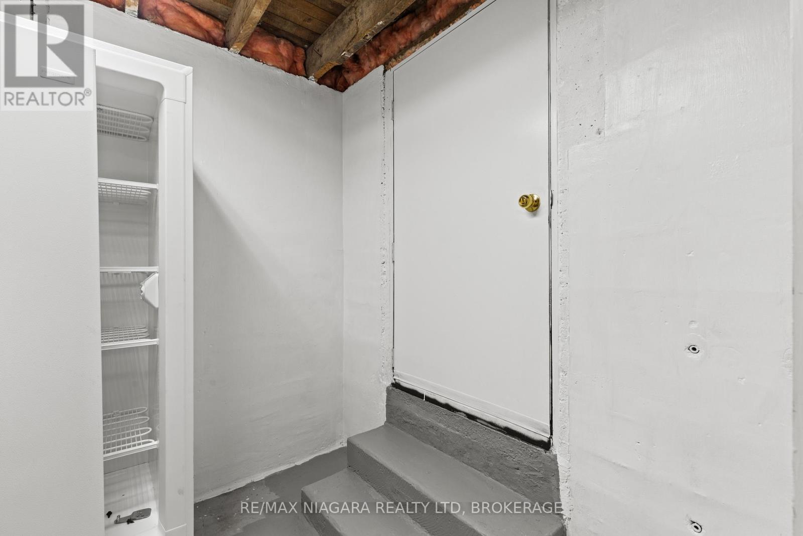 401 Fielden Avenue, Port Colborne, Ontario  L3K 4T9 - Photo 33 - X12780958