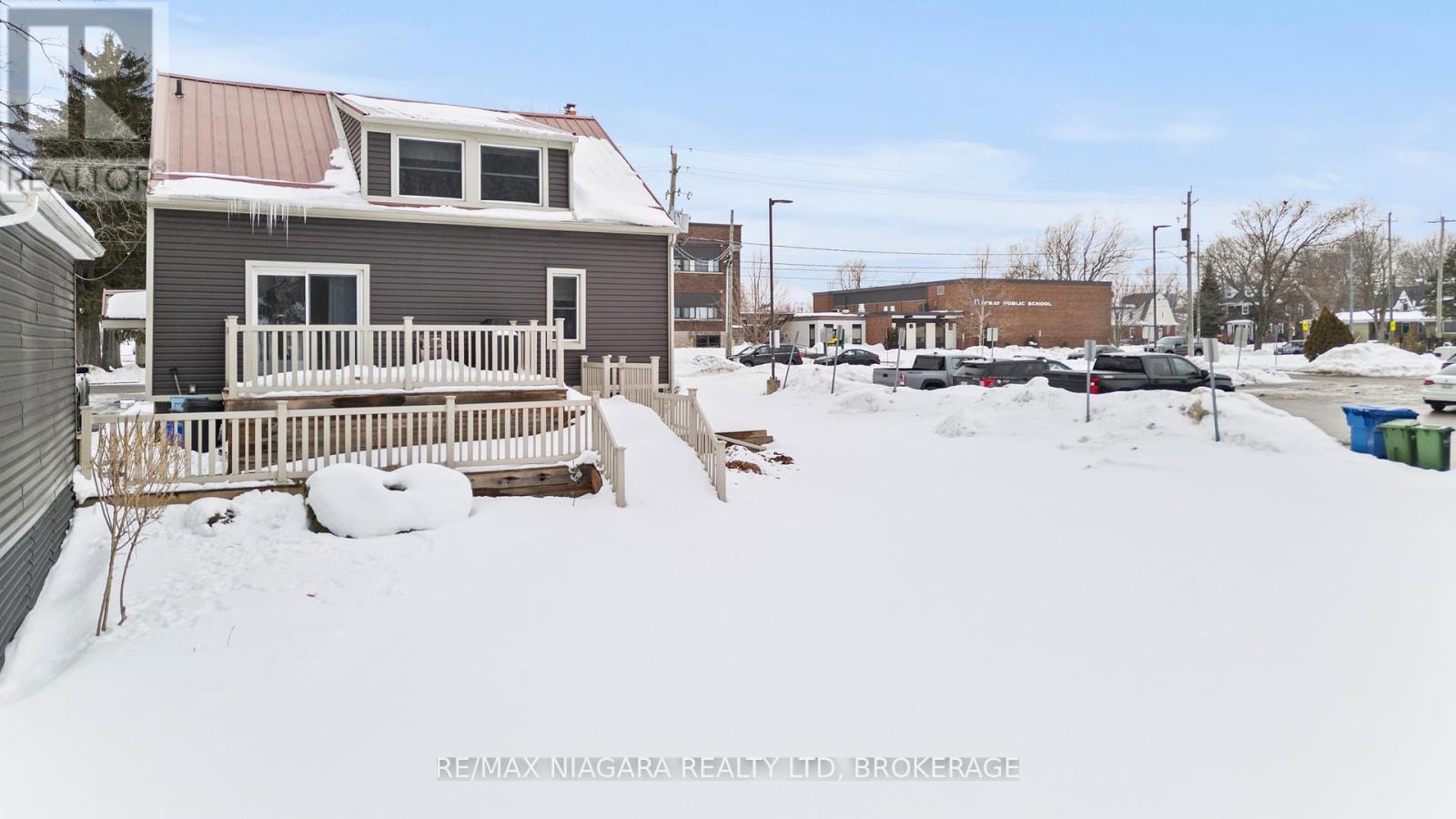 401 Fielden Avenue, Port Colborne, Ontario  L3K 4T9 - Photo 38 - X12780958