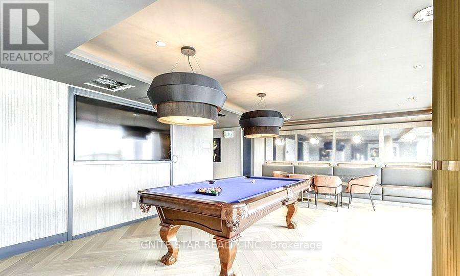 817 - 405 Dundas Street W, Oakville, Ontario  L6M 5P9 - Photo 12 - W12726682