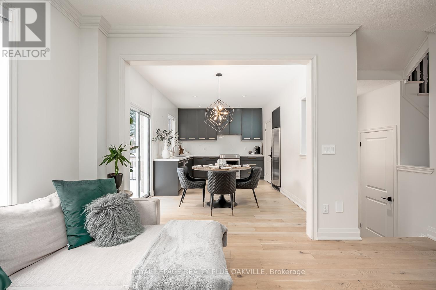 2083 Jaguar Lane, Oakville, Ontario  L6M 4R5 - Photo 17 - W12778662