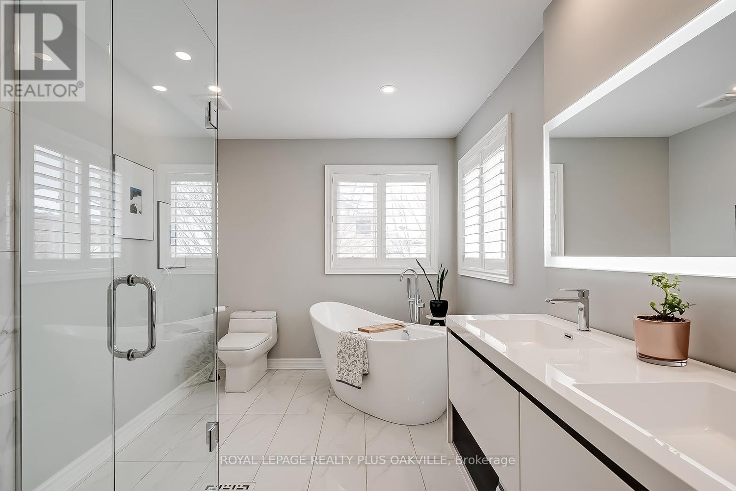 2083 Jaguar Lane, Oakville, Ontario  L6M 4R5 - Photo 30 - W12778662