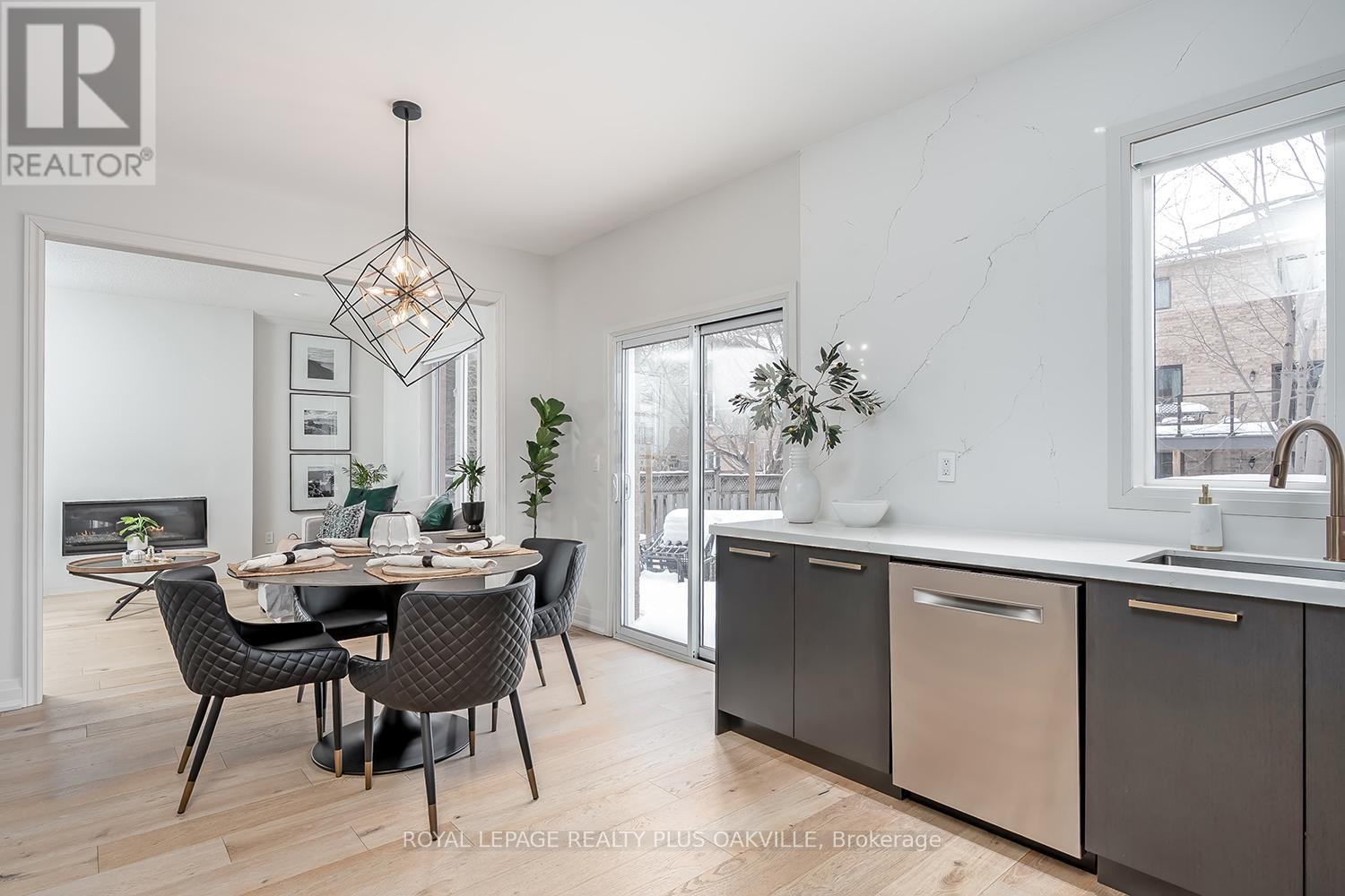 2083 Jaguar Lane, Oakville, Ontario  L6M 4R5 - Photo 22 - W12778662