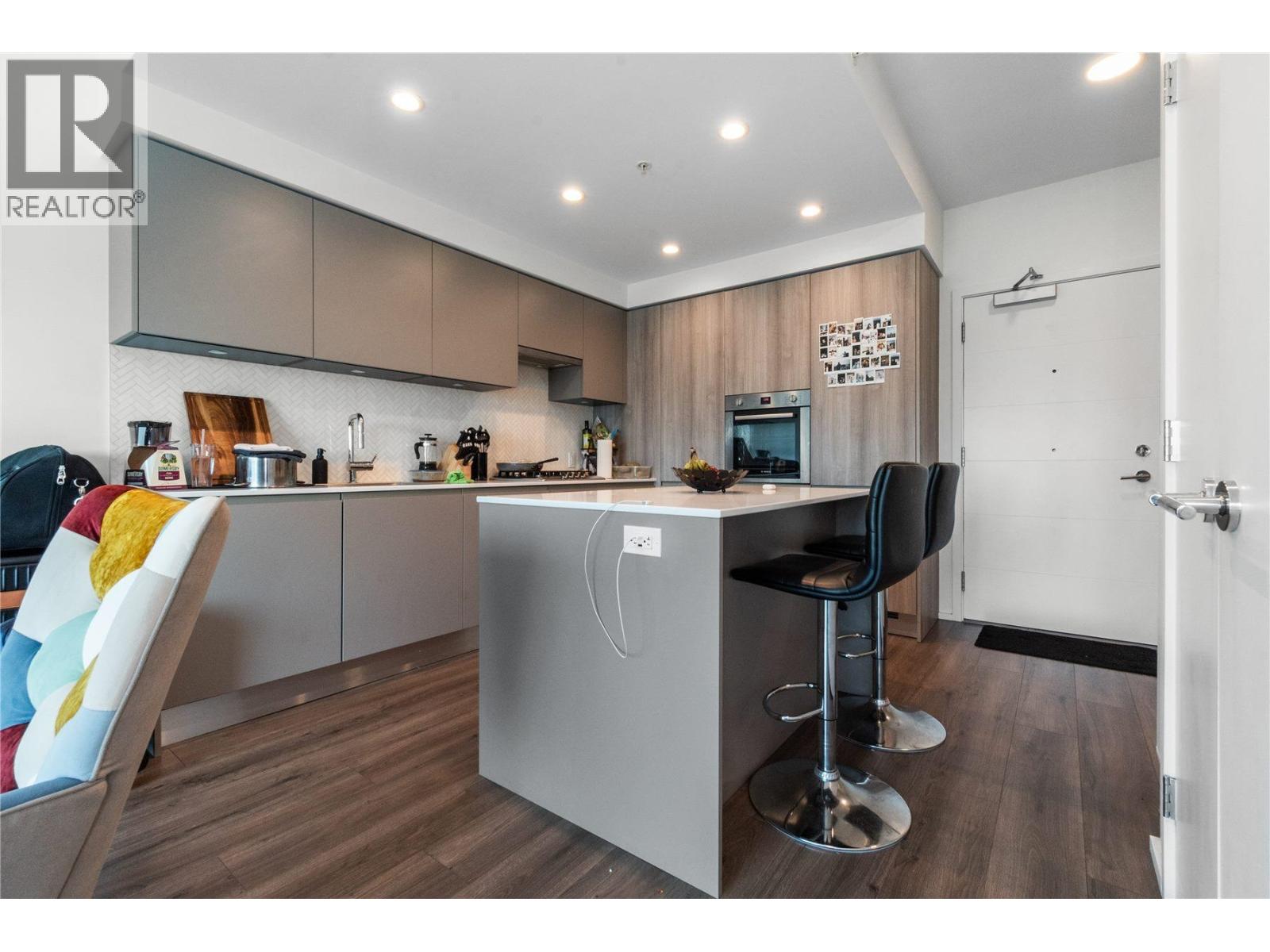 609 3833 Evergreen Place, Burnaby, British Columbia  V3J 0M2 - Photo 5 - R3089077