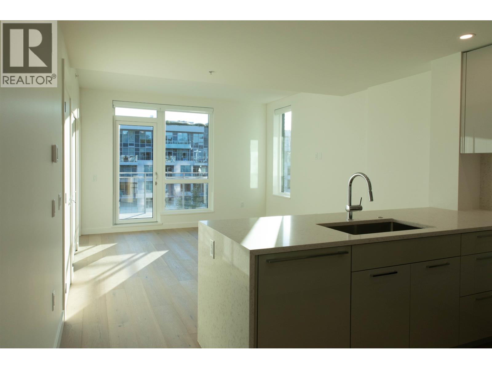 409 5058 Cambie Street, Vancouver, British Columbia  V5Z 2Z5 - Photo 3 - R3089108