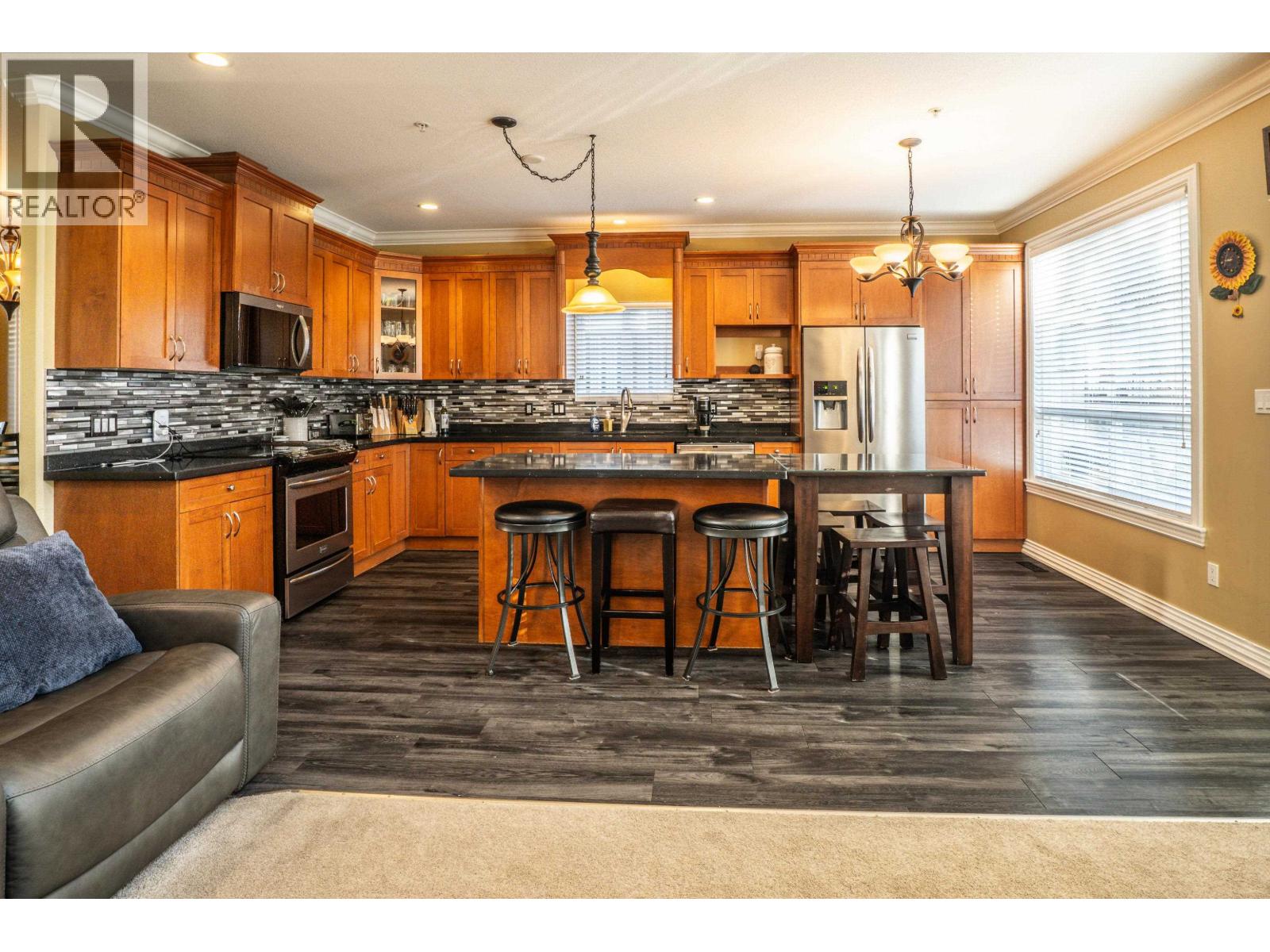 19178 117a Avenue, Pitt Meadows, British Columbia  V3Y 2R3 - Photo 9 - R3089090