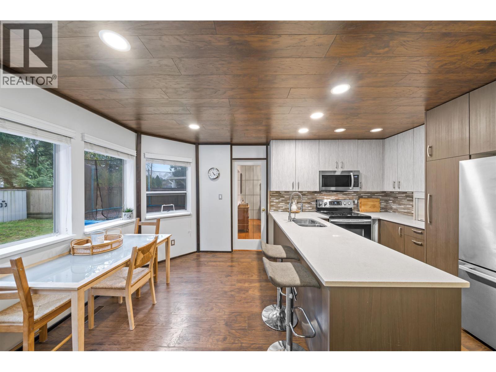 19566 Park Road, Pitt Meadows, British Columbia  V3Y 1B1 - Photo 10 - R3089105