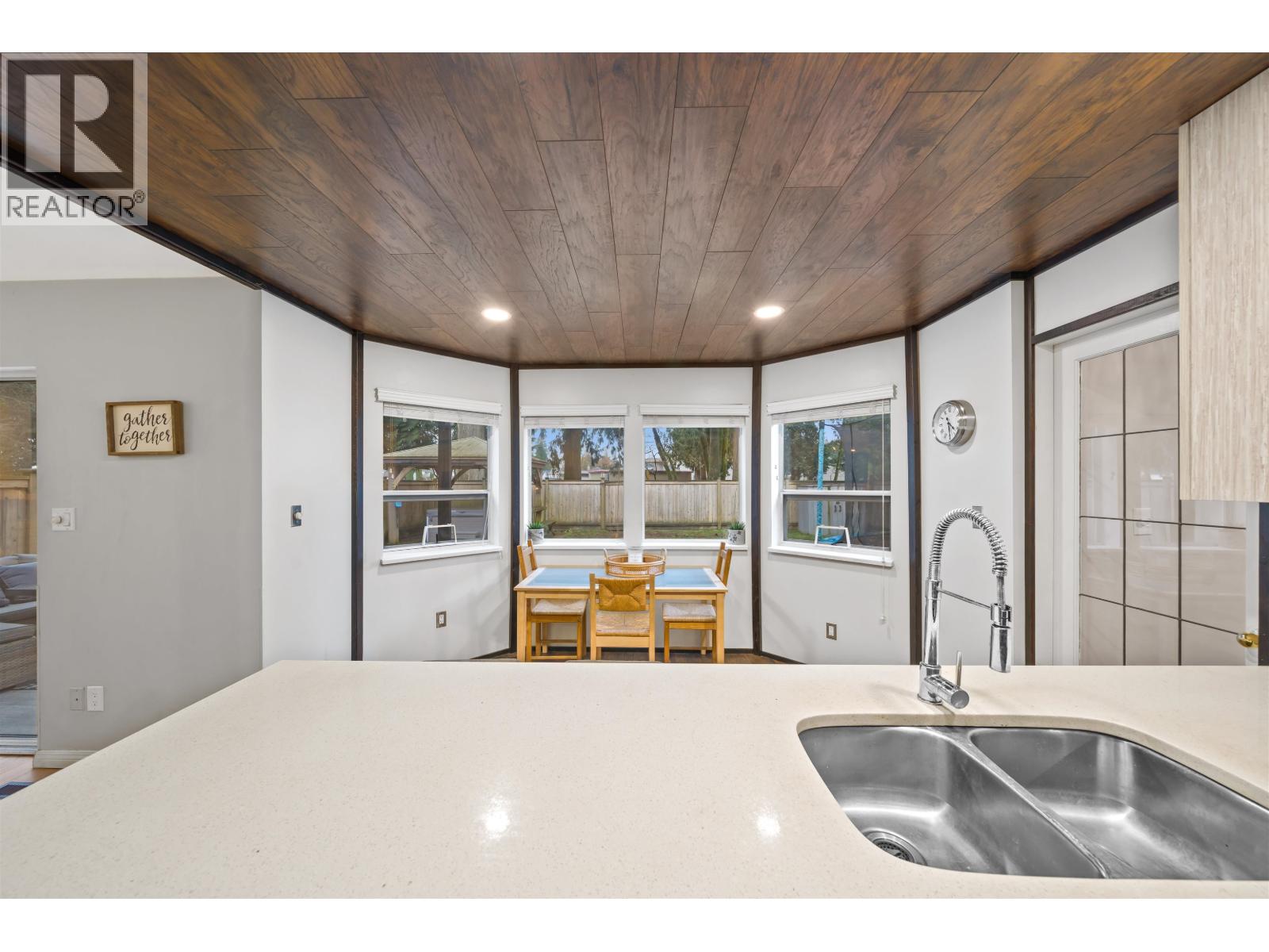 19566 Park Road, Pitt Meadows, British Columbia  V3Y 1B1 - Photo 12 - R3089105