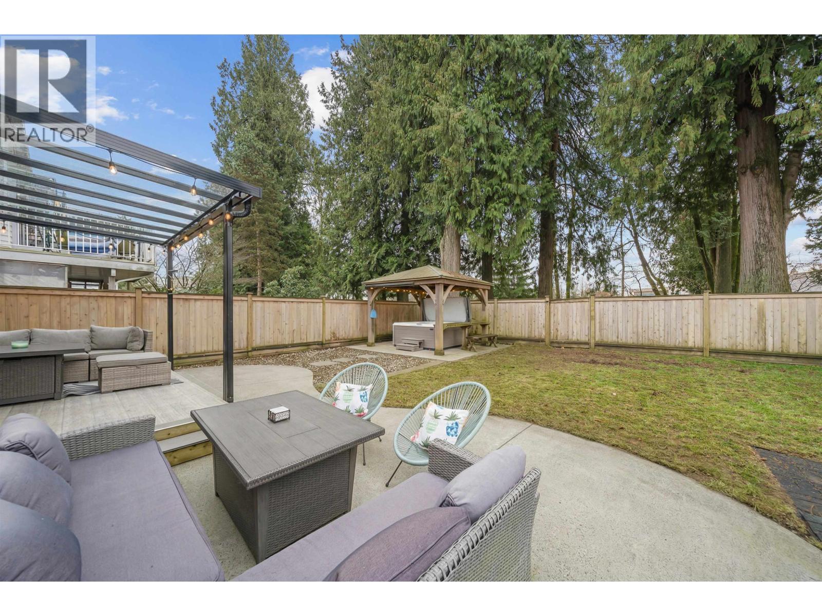 19566 Park Road, Pitt Meadows, British Columbia  V3Y 1B1 - Photo 33 - R3089105