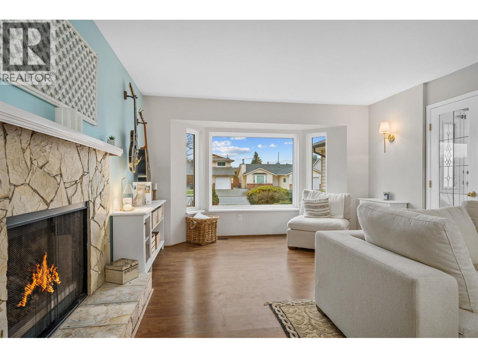 19566 Park Road, Pitt Meadows, British Columbia  V3Y 1B1 - Photo 5 - R3089105