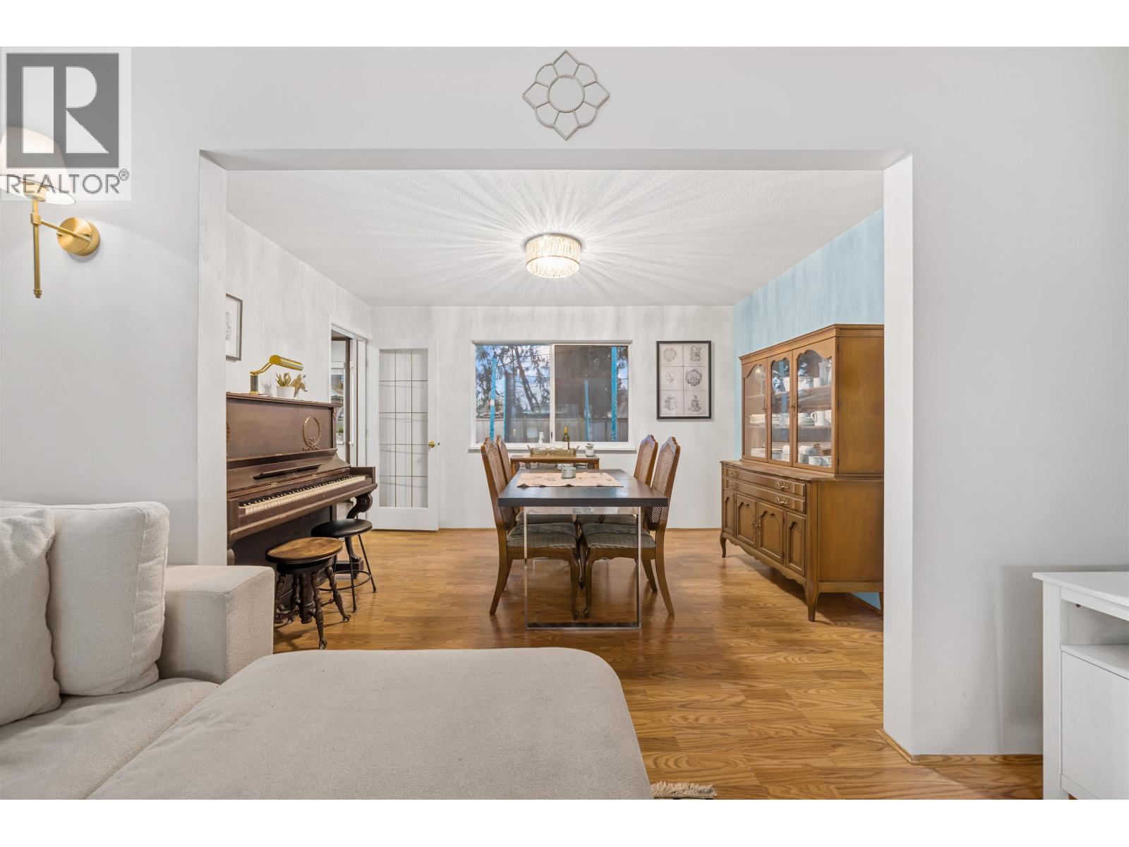 19566 Park Road, Pitt Meadows, British Columbia  V3Y 1B1 - Photo 7 - R3089105