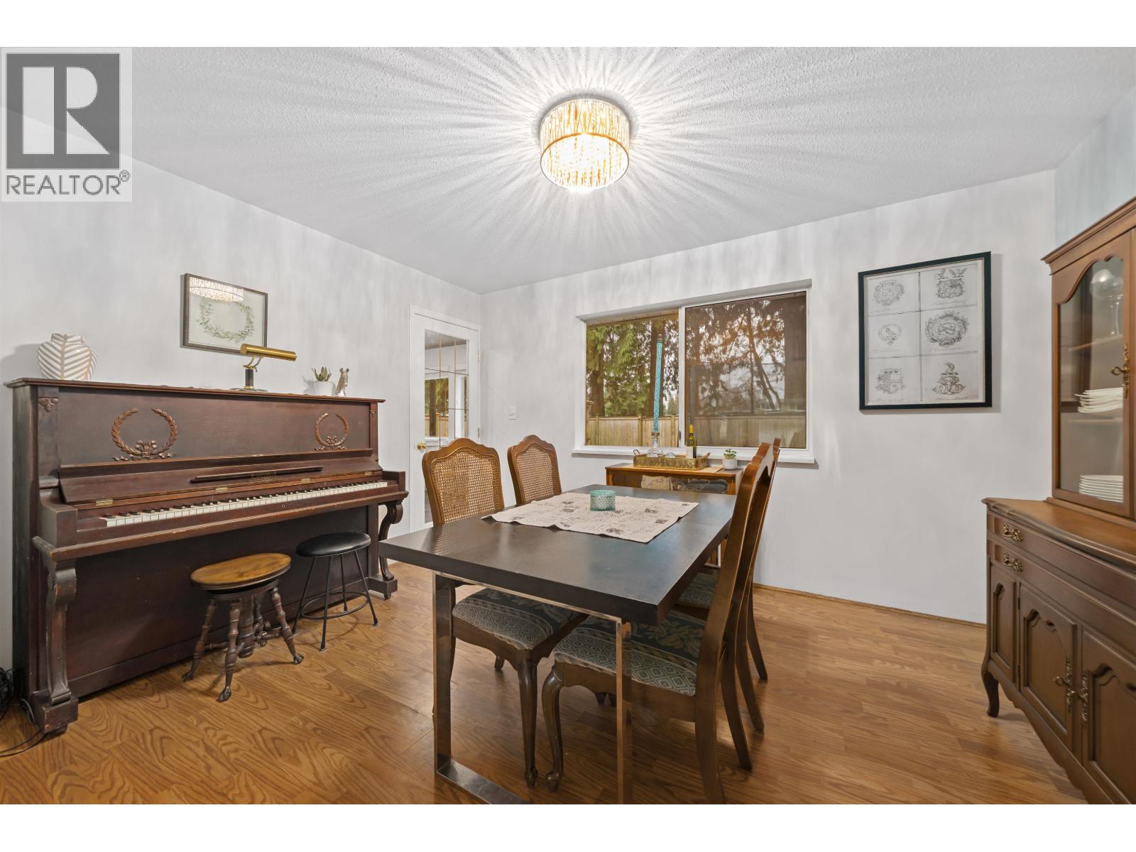 19566 Park Road, Pitt Meadows, British Columbia  V3Y 1B1 - Photo 8 - R3089105