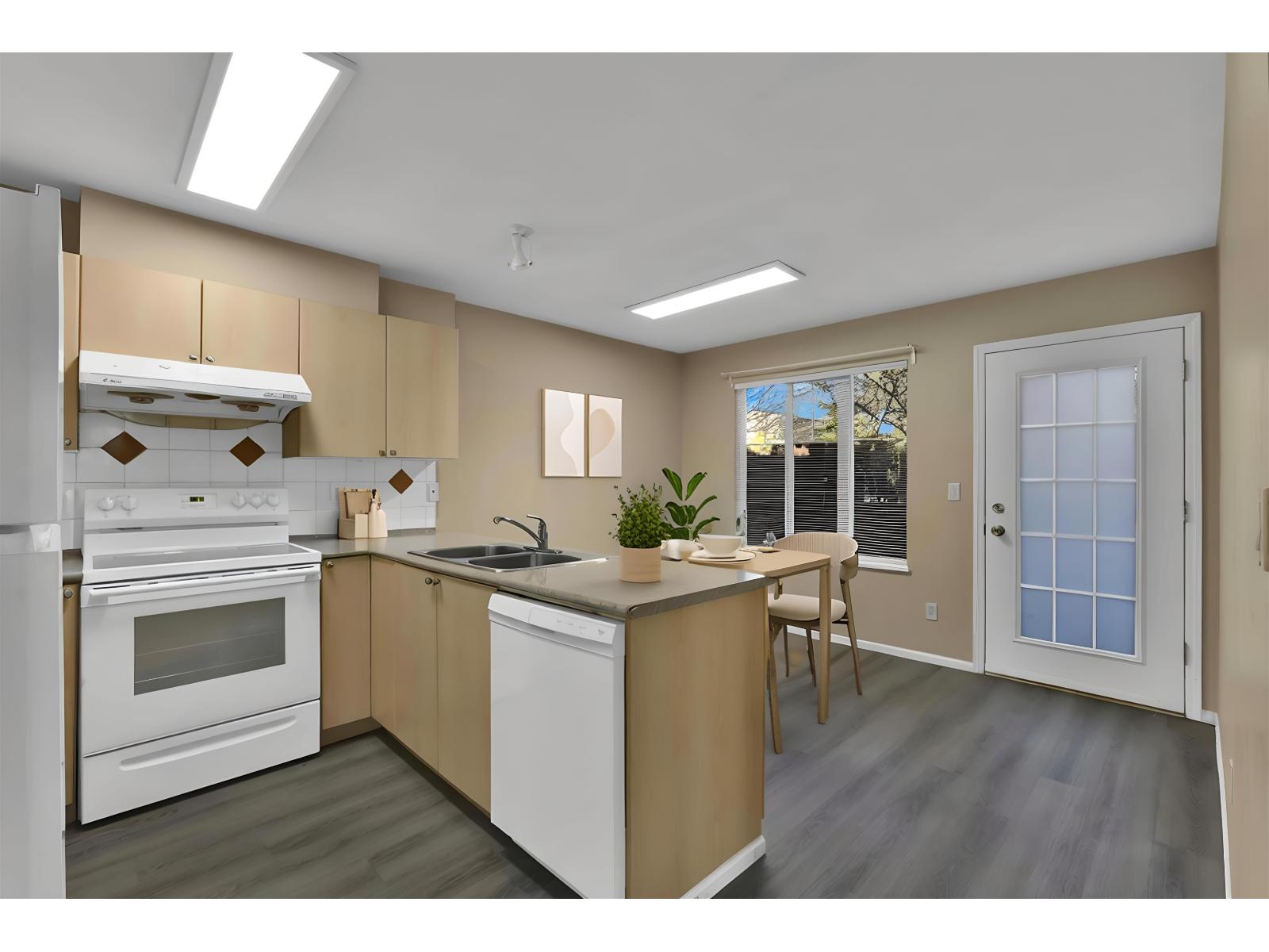 34 6747 137 Street, Surrey, British Columbia  V3W 9C4 - Photo 5 - R3087794