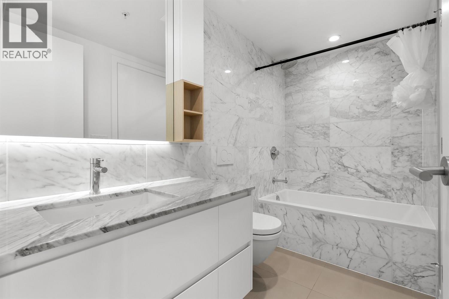 Listing Picture 20 of 40 : 4406 6000 MCKAY AVENUE, Burnaby / 本拿比 - 魯藝地產 Yvonne Lu Group - MLS Medallion Club Member