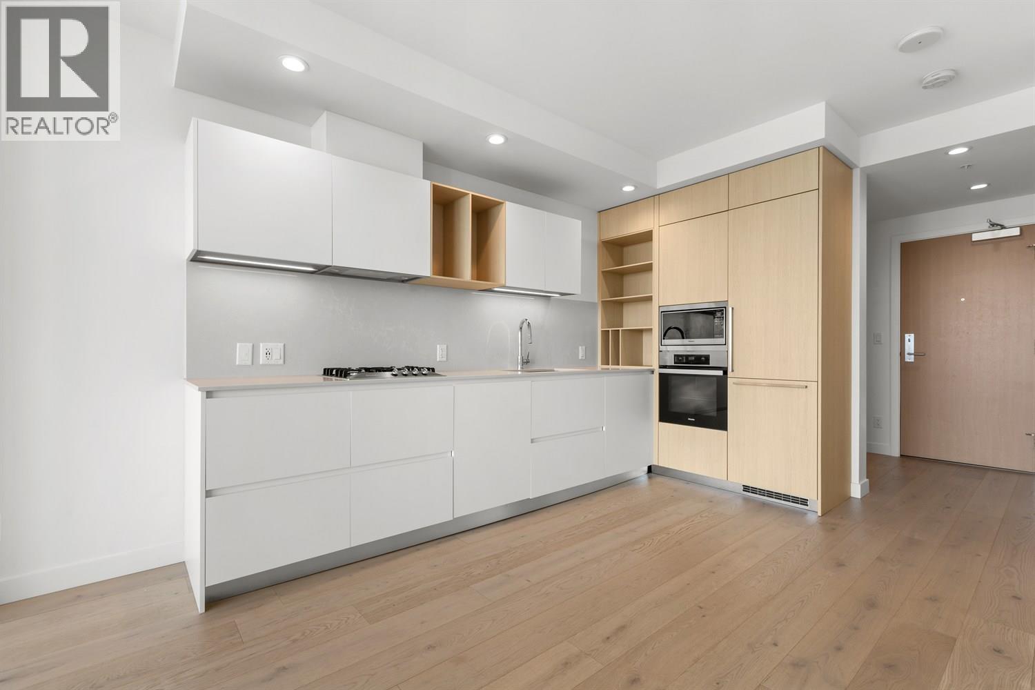 Listing Picture 11 of 40 : 4406 6000 MCKAY AVENUE, Burnaby / 本拿比 - 魯藝地產 Yvonne Lu Group - MLS Medallion Club Member