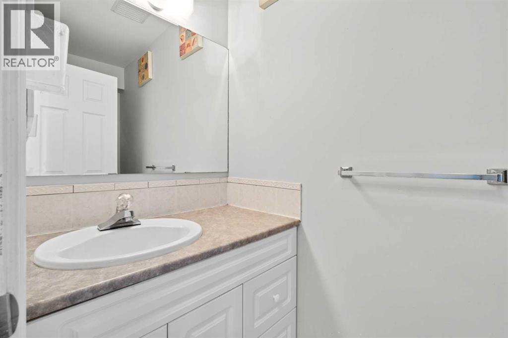 44, 12 Templewood Drive Ne, Calgary, Alberta  T1Y 4R7 - Photo 12 - A2283806