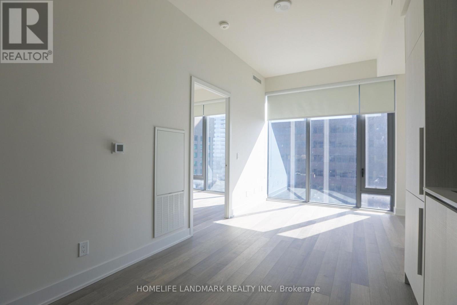 3804 - 8 Cumberland Street, Toronto (Annex), Ontario  M4W 0B6 - Photo 2 - C12780964