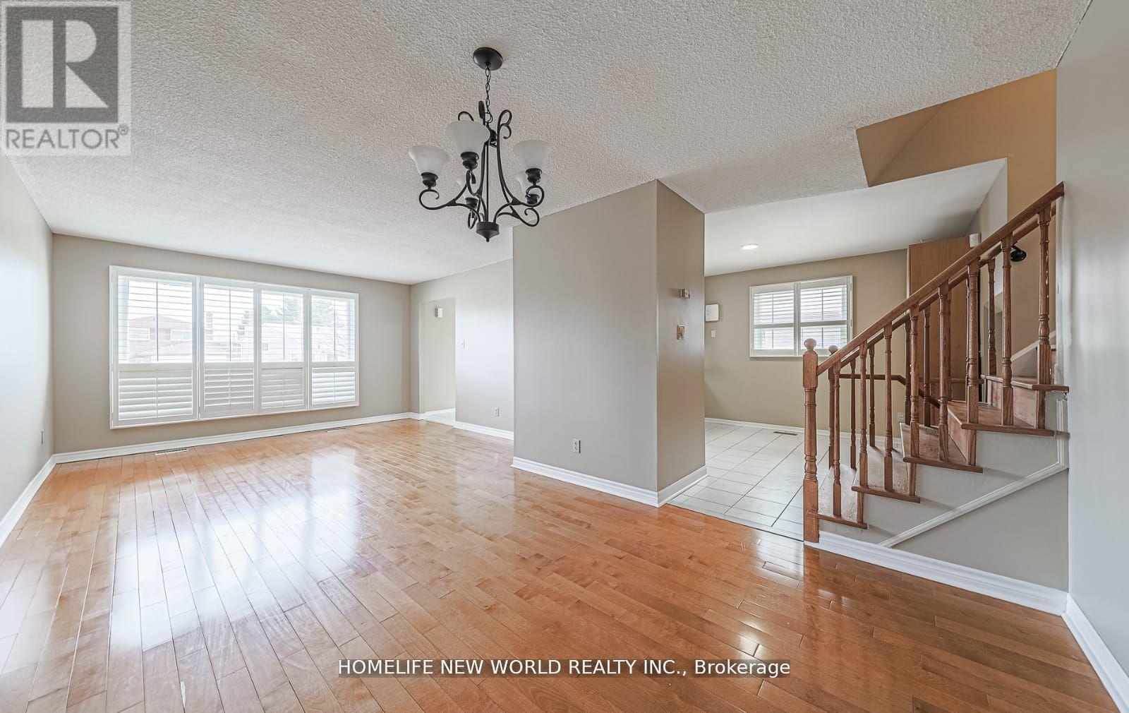 88 Braymore Boulevard, Toronto, Ontario  M1B 2N5 - Photo 3 - E12780988