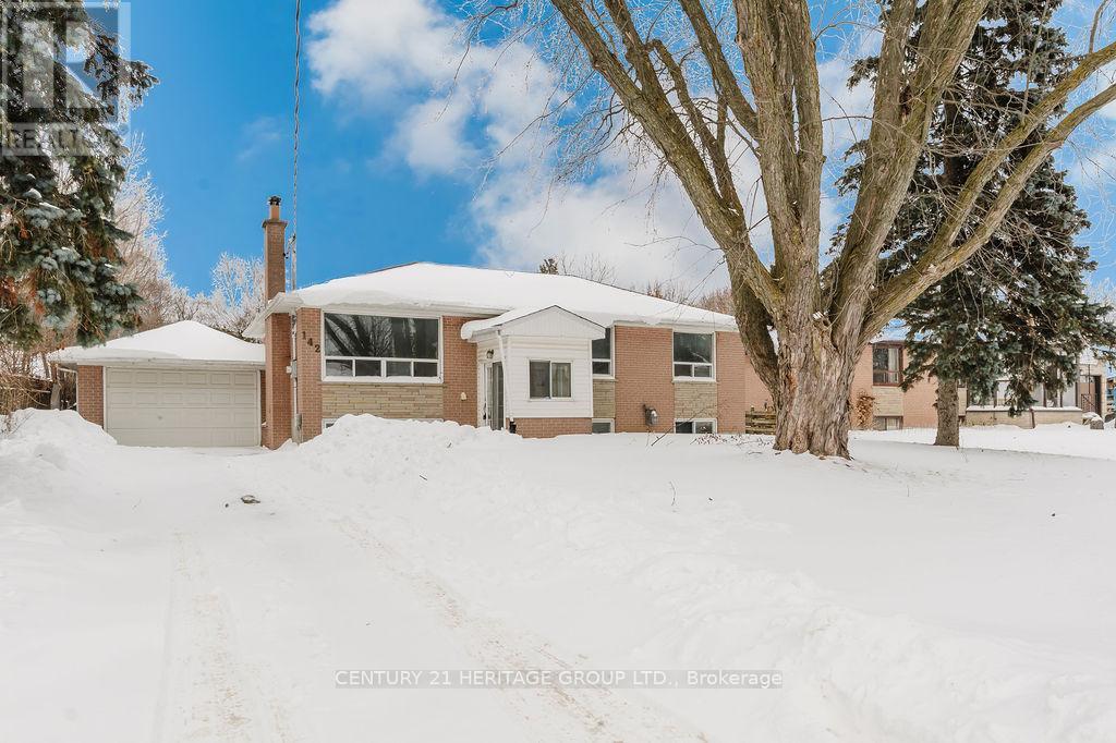 142 KINGSLYNN DRIVE, King, Ontario