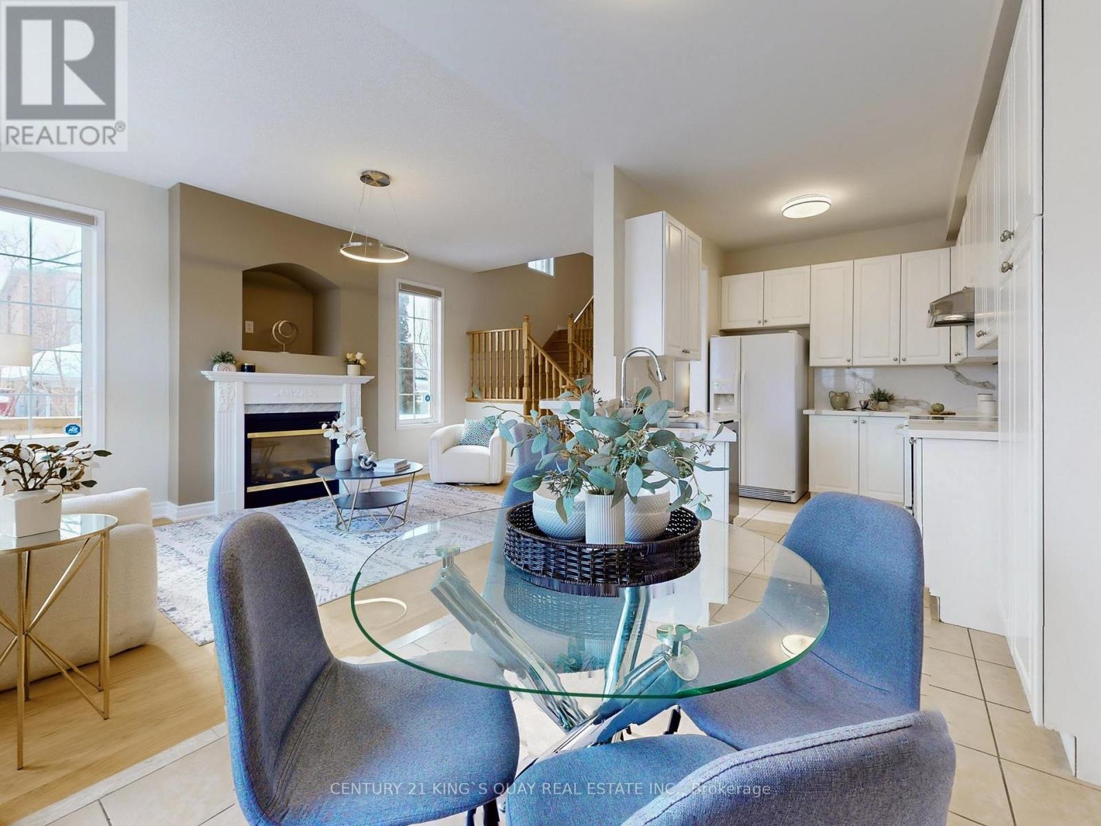 5 Ambercroft Street, Markham, Ontario  L6E 1L4 - Photo 10 - N12780978