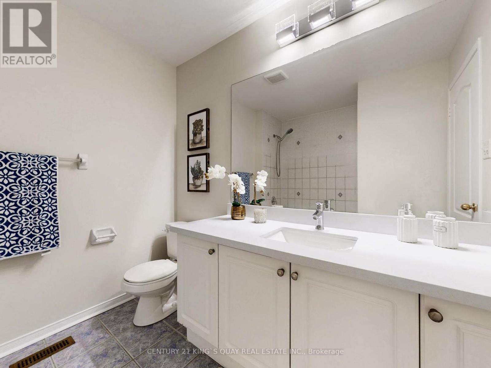 5 Ambercroft Street, Markham, Ontario  L6E 1L4 - Photo 18 - N12780978