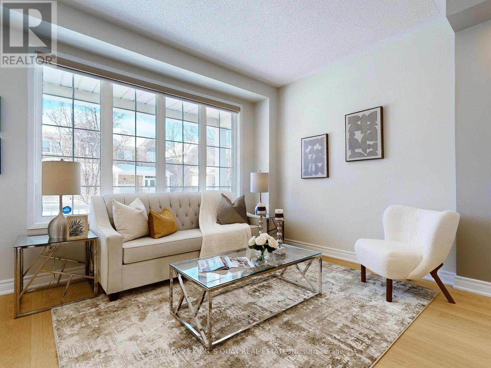 5 Ambercroft Street, Markham, Ontario  L6E 1L4 - Photo 2 - N12780978