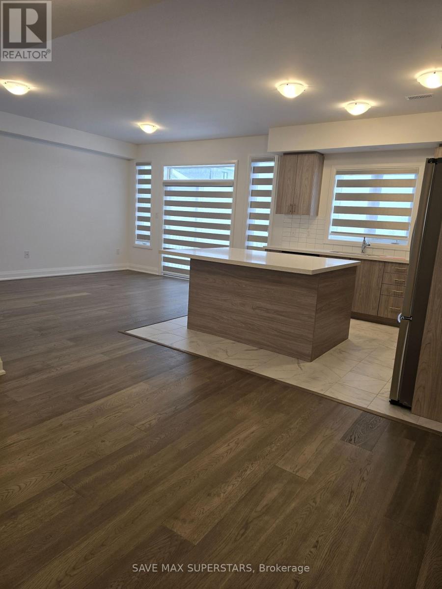 17 Barnyard Trail, Barrie, Ontario  L9J 0C2 - Photo 26 - S12780944