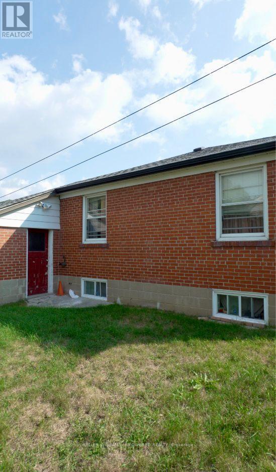 14 Nordin Avenue W, Toronto, Ontario  M8Z 2B1 - Photo 10 - W12780904