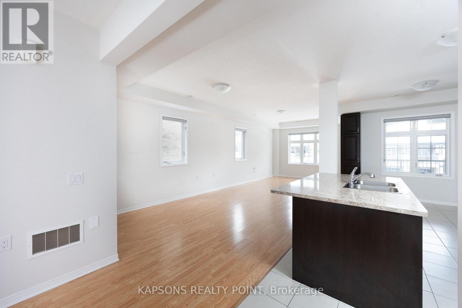 12 Lowes Hill Circle, Caledon, Ontario  L7C 4H4 - Photo 24 - W12780908