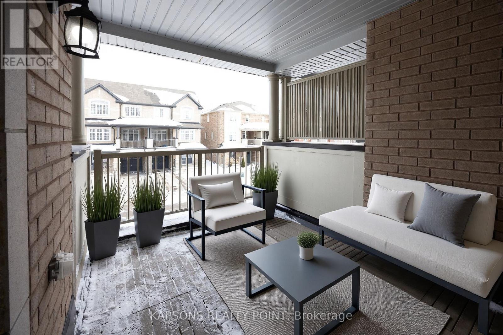 12 Lowes Hill Circle, Caledon, Ontario  L7C 4H4 - Photo 7 - W12780908