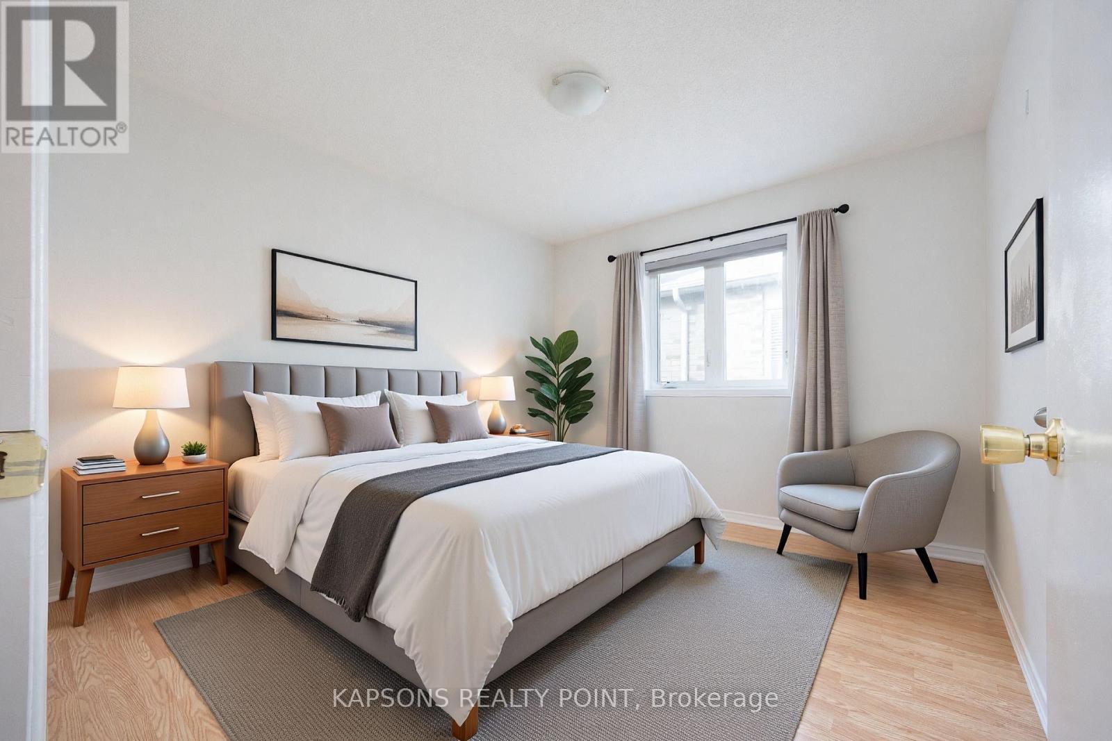 12 Lowes Hill Circle, Caledon, Ontario  L7C 4H4 - Photo 8 - W12780908