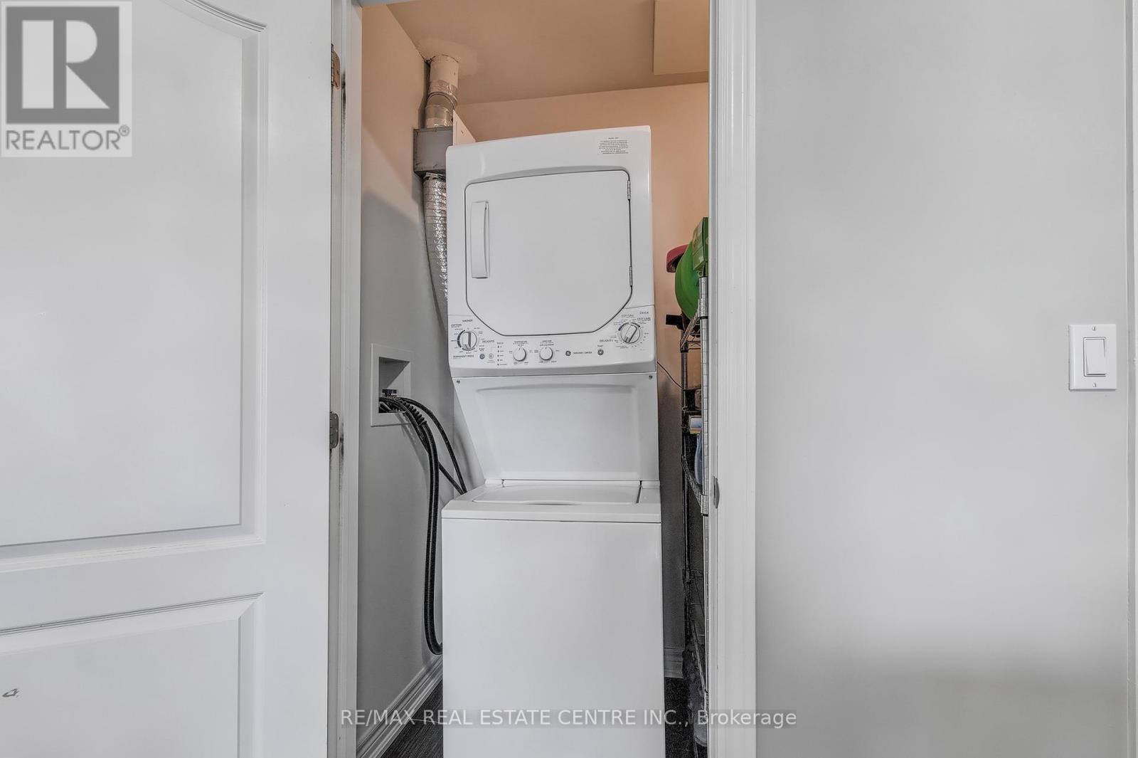 404 - 1421 Costigan Road, Milton, Ontario  L9T 2N4 - Photo 11 - W12780924