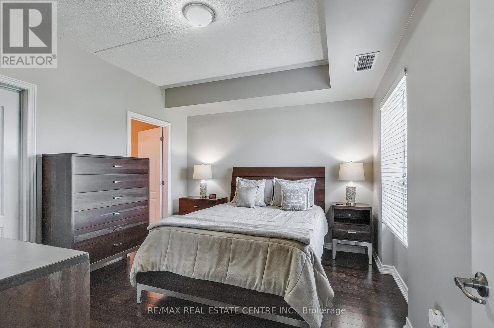 404 - 1421 Costigan Road, Milton, Ontario  L9T 2N4 - Photo 24 - W12780924