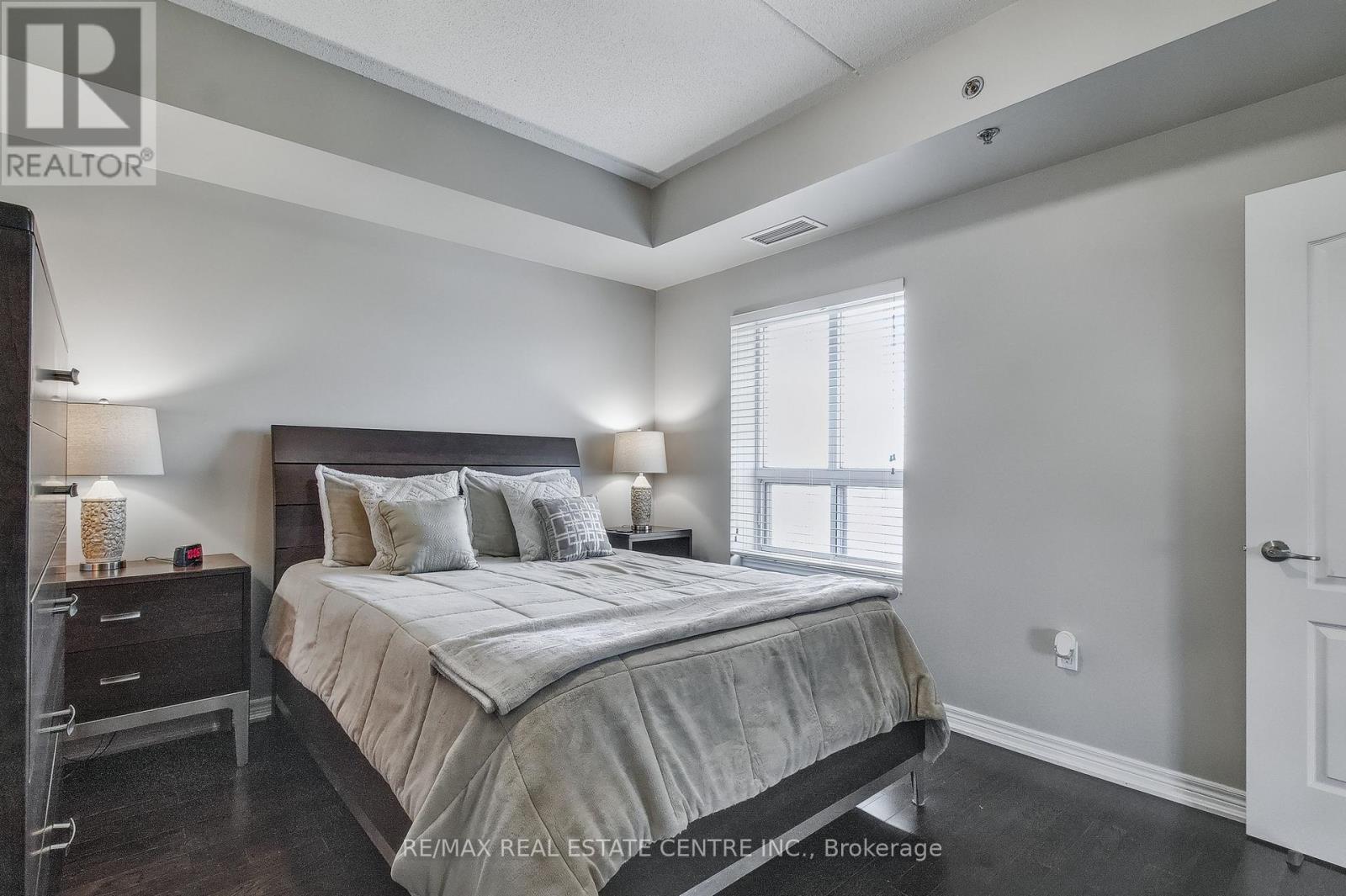 404 - 1421 Costigan Road, Milton, Ontario  L9T 2N4 - Photo 26 - W12780924