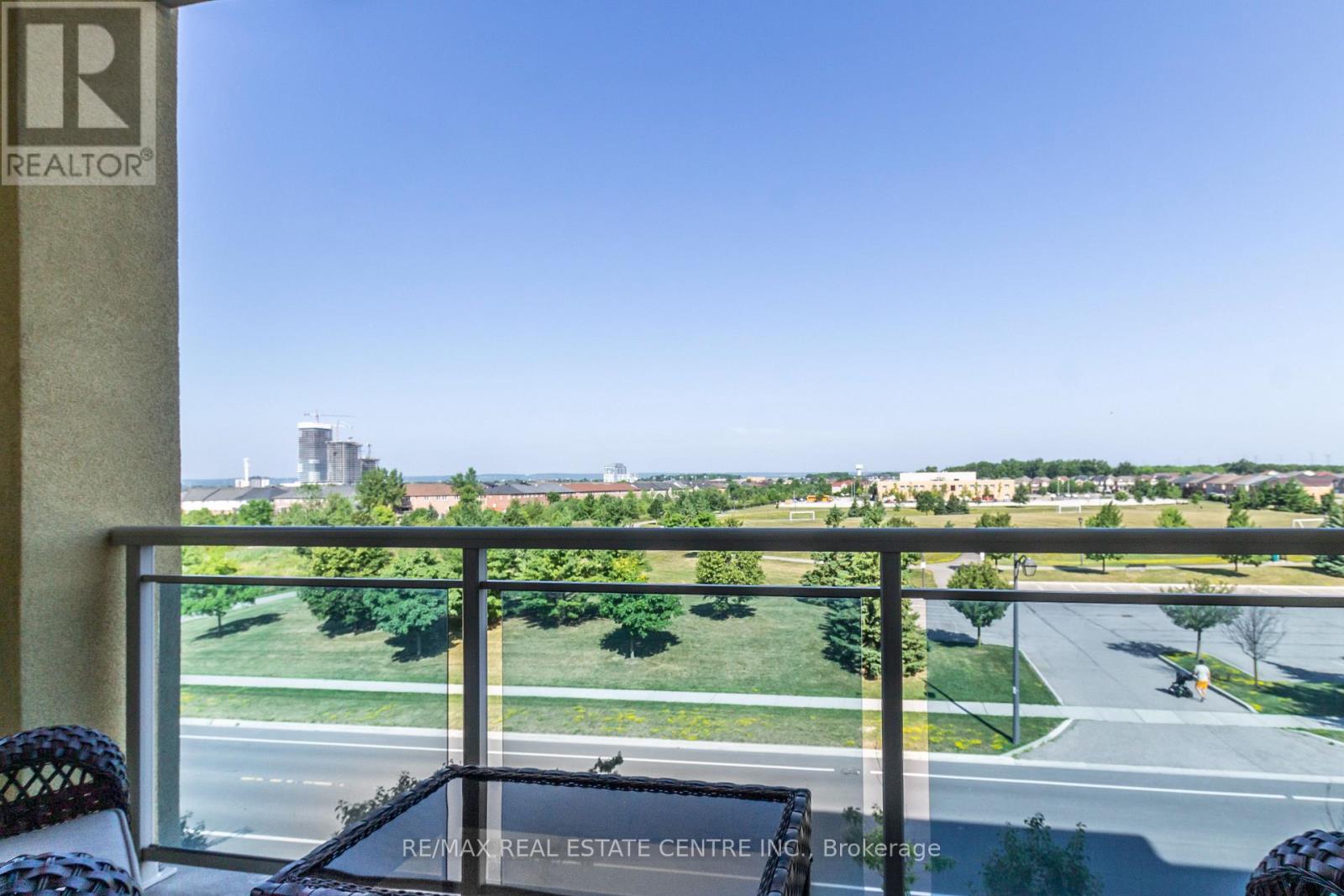 404 - 1421 Costigan Road, Milton, Ontario  L9T 2N4 - Photo 30 - W12780924