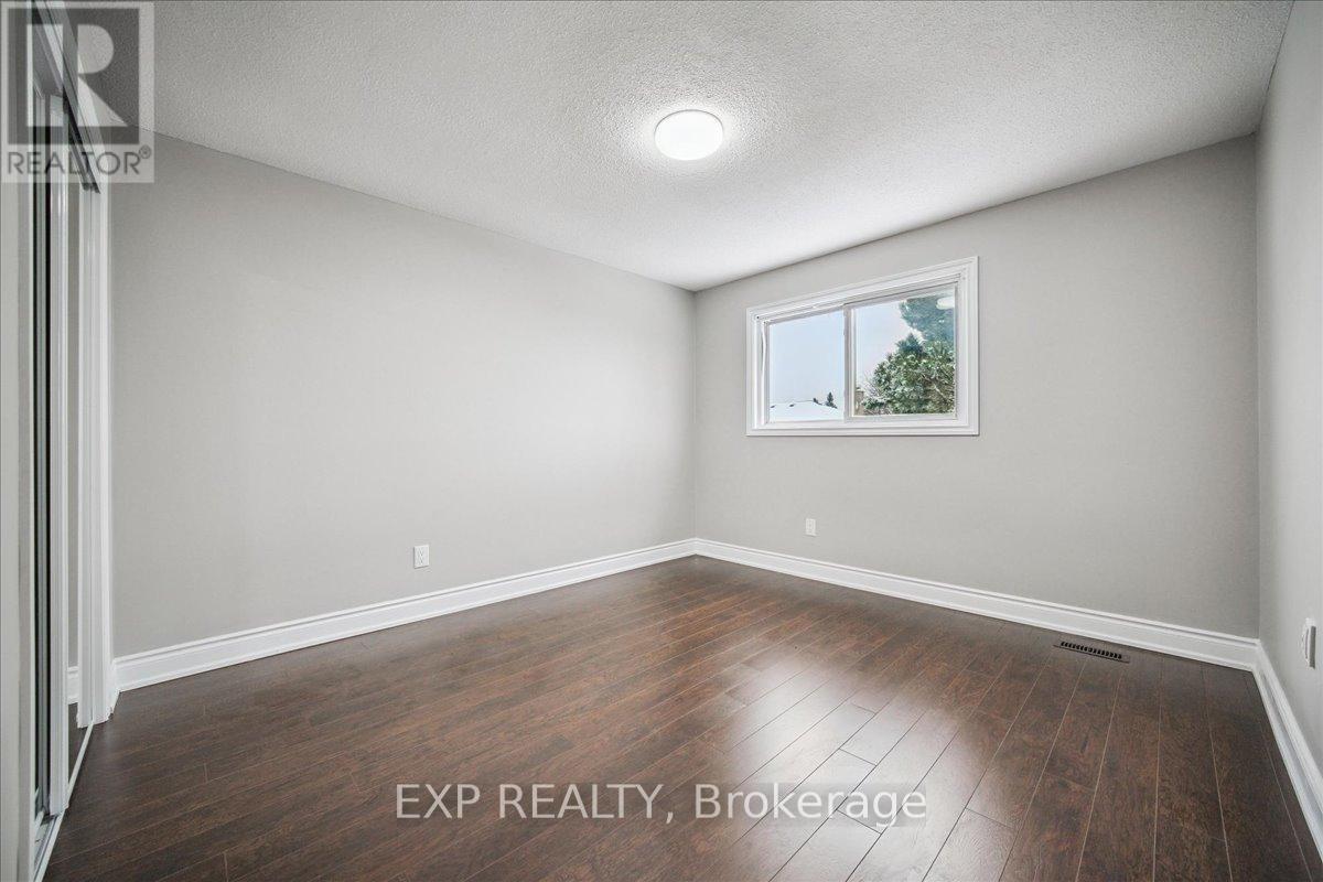 44 Newcastle Crescent, Brampton, Ontario  L6S 3Y8 - Photo 23 - W12780960