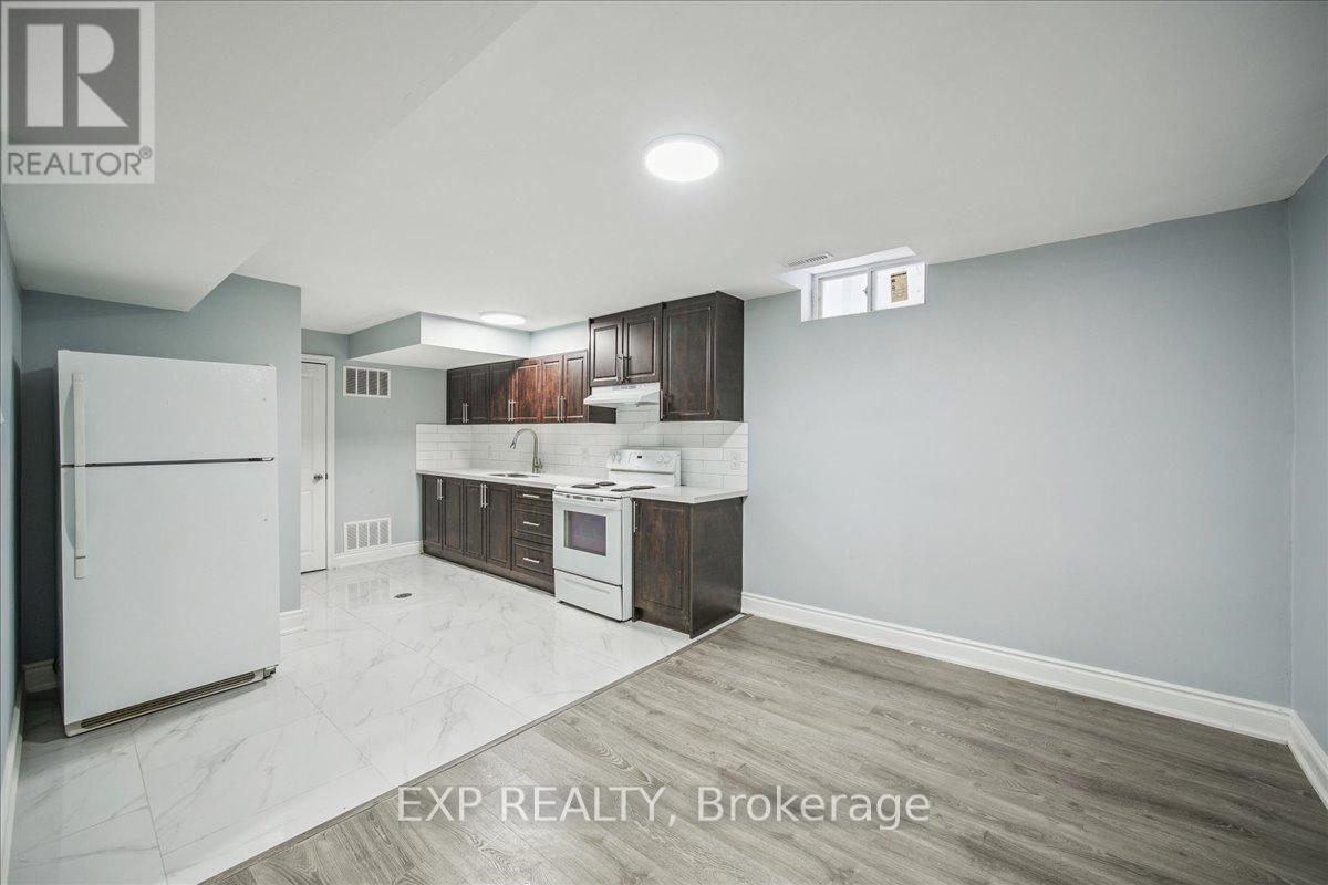 44 Newcastle Crescent, Brampton, Ontario  L6S 3Y8 - Photo 38 - W12780960