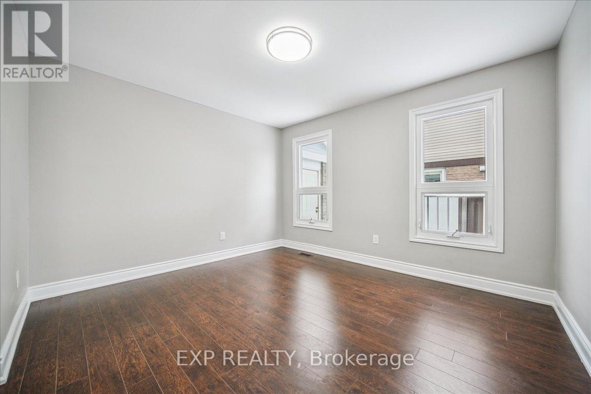 44 Newcastle Crescent, Brampton, Ontario  L6S 3Y8 - Photo 8 - W12780960